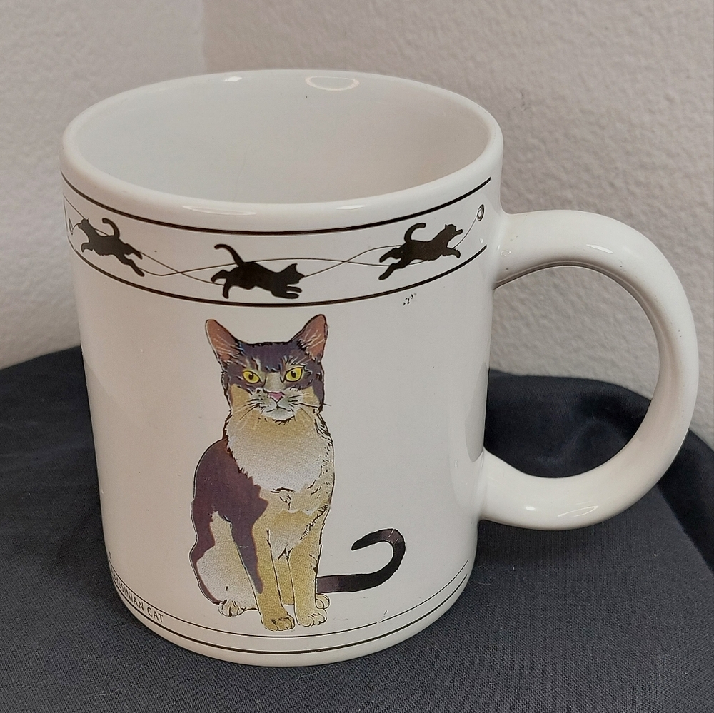 Cat Lovers Limited Collectible Cats Coffee Mug  NWOT